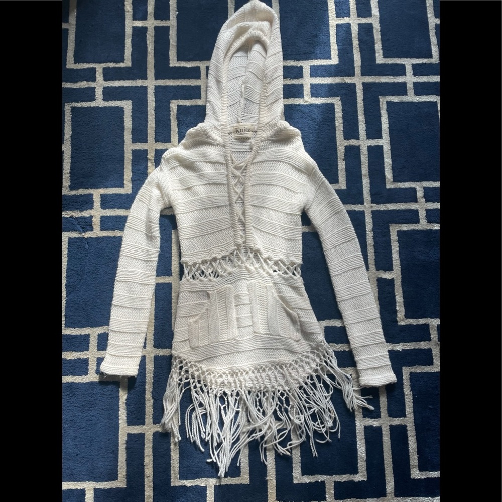 For love and lemons knitz knitted white hoodie fringe